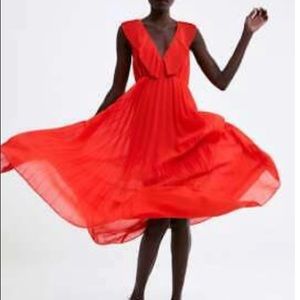 💋Zara Ruffled Maxi Dress 💋